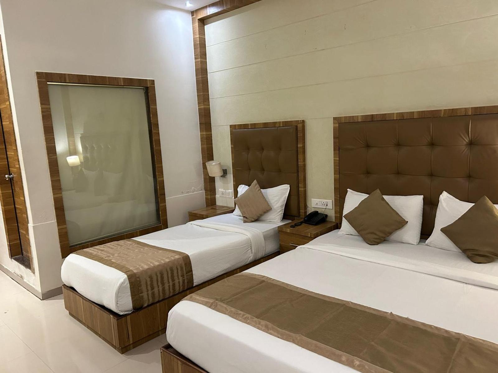 Hotel Bkc Mannat Bombay Esterno foto