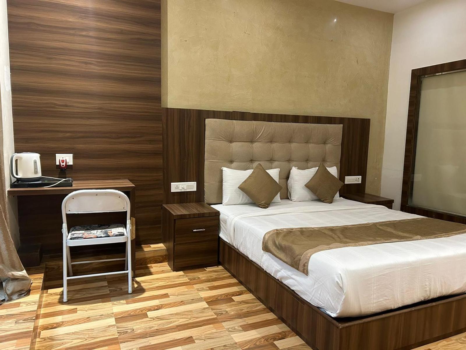 Hotel Bkc Mannat Bombay Esterno foto