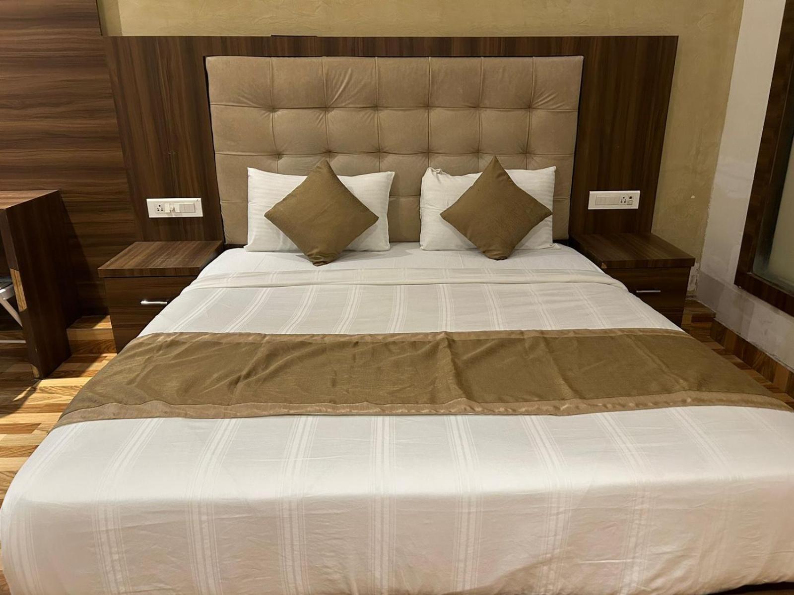 Hotel Bkc Mannat Bombay Esterno foto