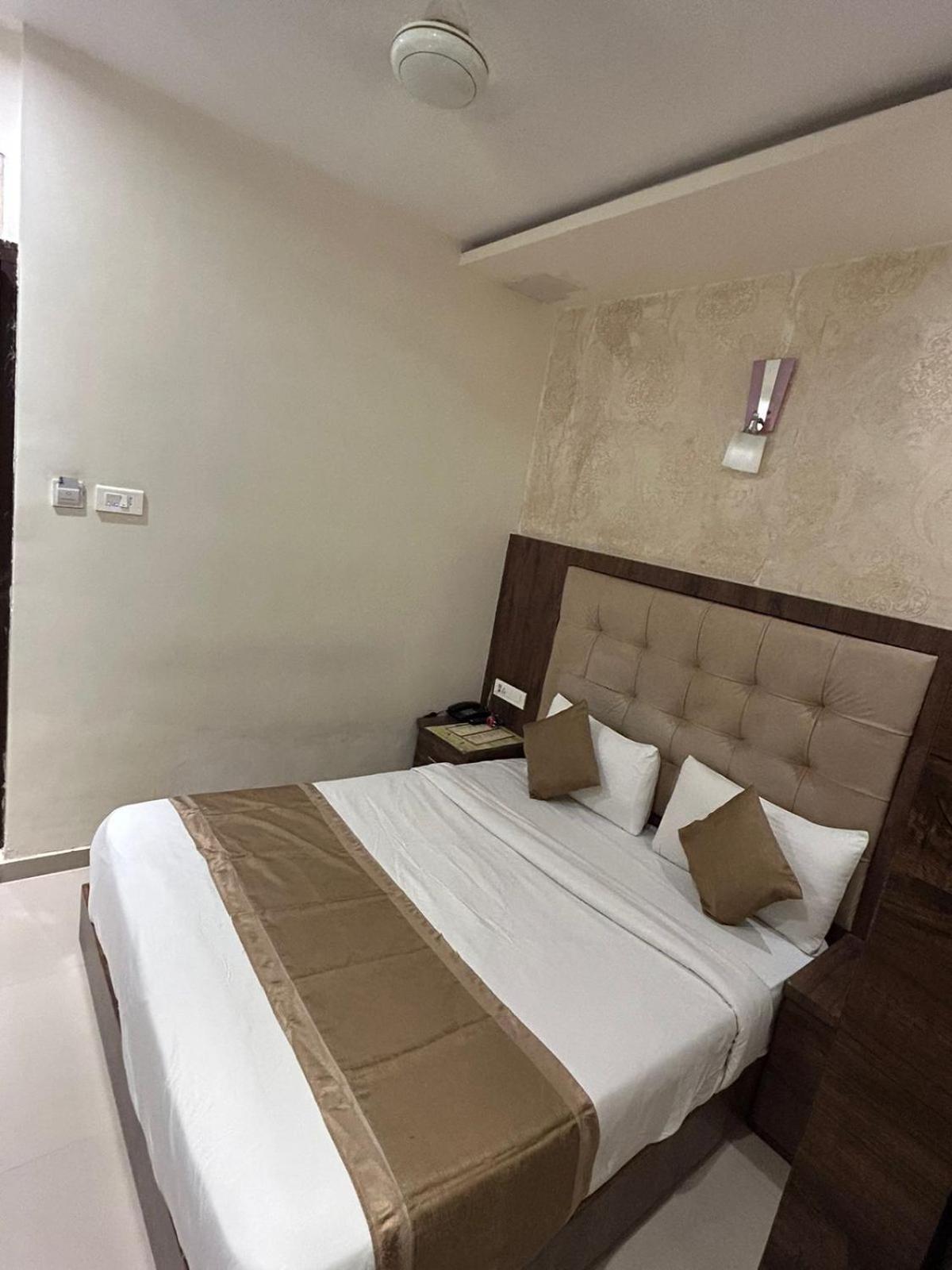 Hotel Bkc Mannat Bombay Esterno foto