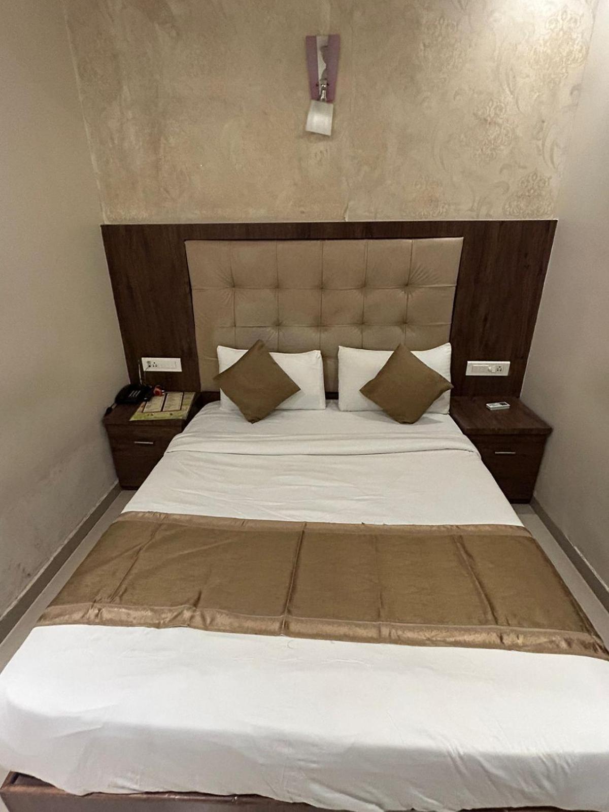 Hotel Bkc Mannat Bombay Esterno foto